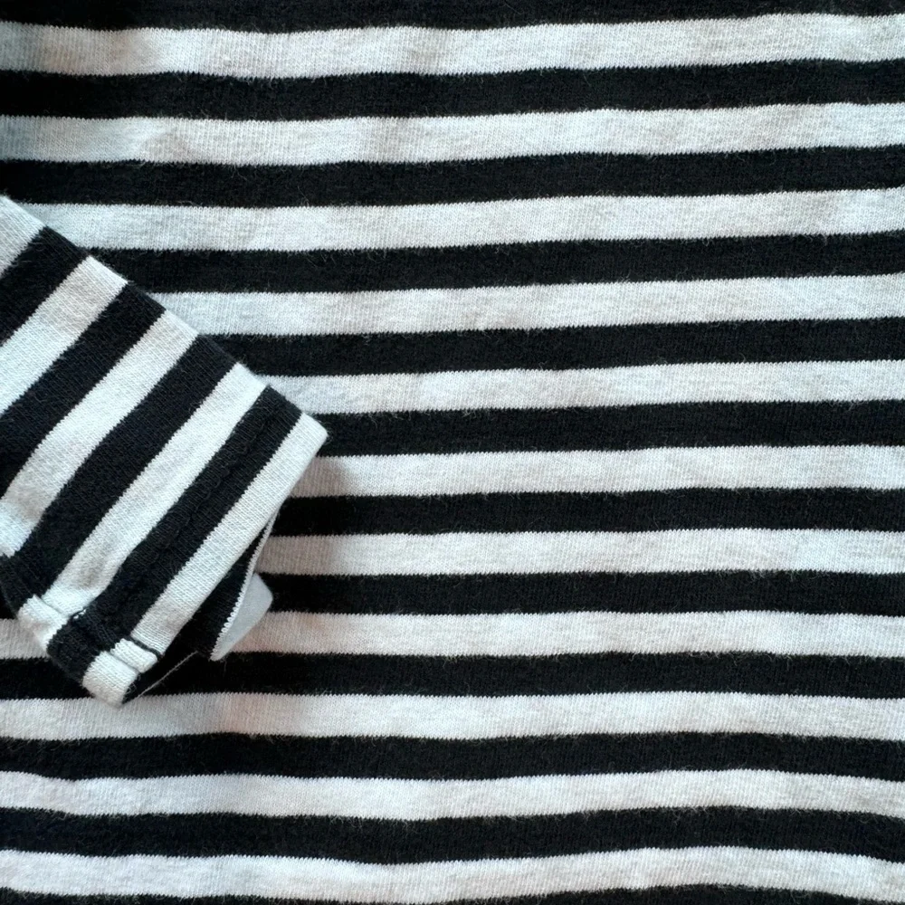 Girls striped long sleeve ruffle top Black White Striped Long Sleeve Tee size 2T